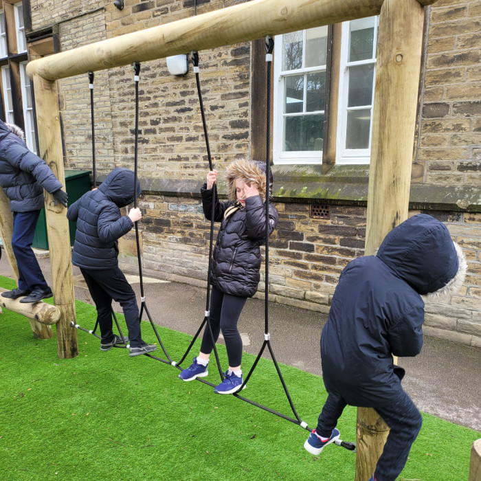 step-rope-traverse